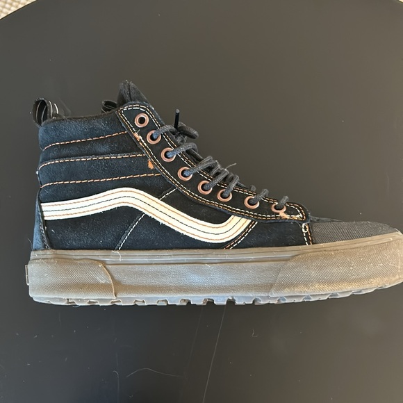 Van’s Off the Wall MTE Women’s size 8 - Picture 3 of 10